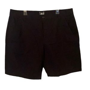 Under Armour Loose Heatgear Color Black Shorts Men’s Size 40